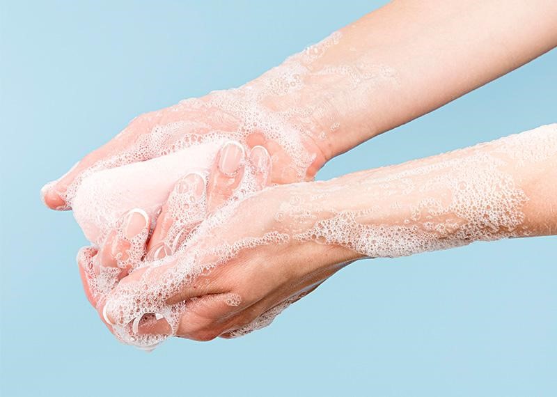 استفاده درست از ژل ها و محلول های ضدعفونی و تاثیر آن ها استفاده درست از ژل ها و محلول های ضدعفونی و تاثیر آن ها