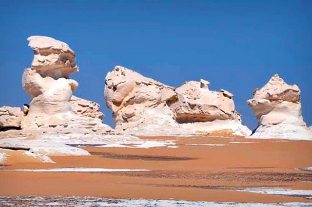 صحرای بیضاء