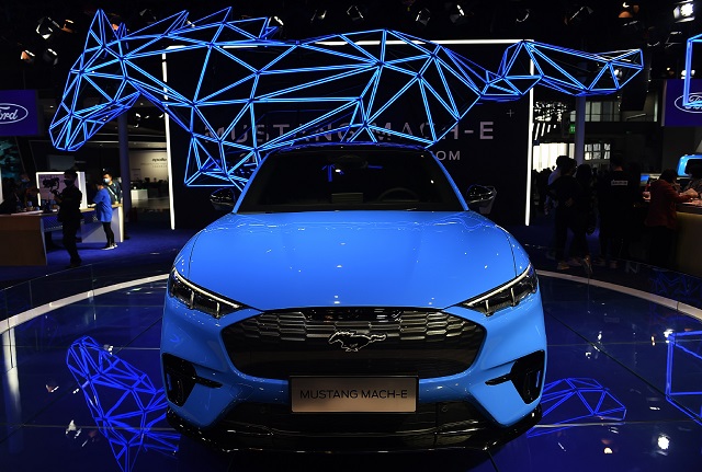 از اموتزیونه تا ولوو؛ خودروهای حاضر در سومین دوره نمایشگاه بین المللی واردات چین (+عکس) از اموتزیونه تا ولوو؛ خودروهای حاضر در سومین دوره نمایشگاه بین المللی واردات چین (+عکس)