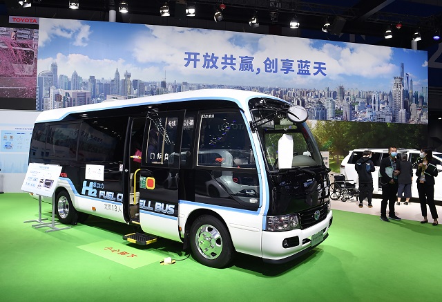 از اموتزیونه تا ولوو؛ خودروهای حاضر در سومین دوره نمایشگاه بین المللی واردات چین (+عکس) از اموتزیونه تا ولوو؛ خودروهای حاضر در سومین دوره نمایشگاه بین المللی واردات چین (+عکس)