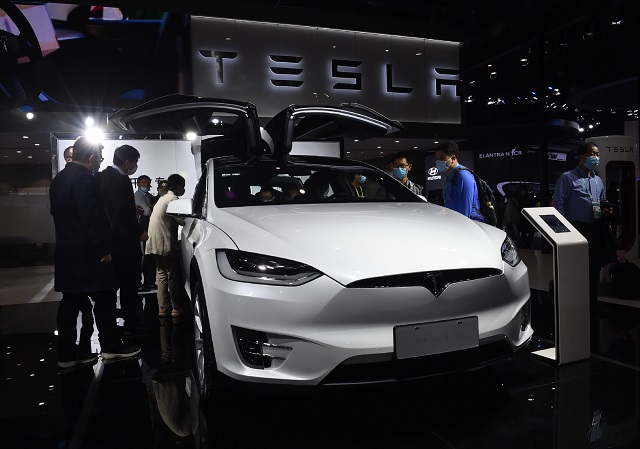 از اموتزیونه تا ولوو؛ خودروهای حاضر در سومین دوره نمایشگاه بین المللی واردات چین (+عکس) از اموتزیونه تا ولوو؛ خودروهای حاضر در سومین دوره نمایشگاه بین المللی واردات چین (+عکس)