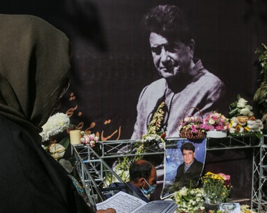 ماجرای دریافت پول برای بازدید از مزار شجریان چیست؟