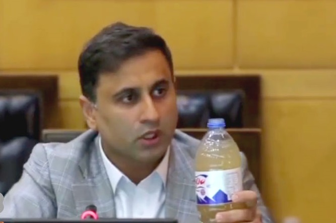 آب هميشه گل آلود بلوچستان