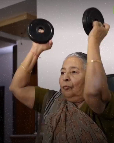 مادربزرگ هندی وزنهبردار شد (+عکس) مادربزرگ هندی وزنهبردار