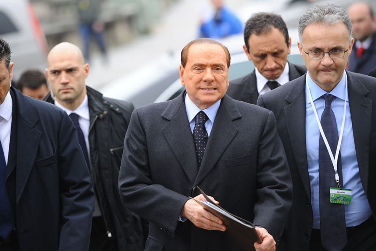 سودای تکیه بر مسند ریاست جمهوری ایتالیا در سر برلوسکونی
