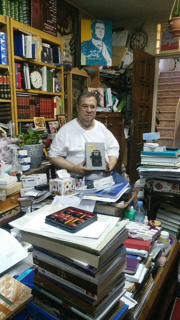 علی دهباشی؛ حیات فرهنگی در حیاط پر شمعدانی علی دهباشی؛ حیات فرهنگی در حیاط پر شمعدانی