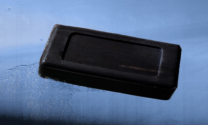 کل تار (قطران ذغال سنگ) و آثار درمانی آن بر پوست