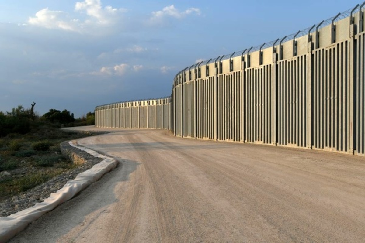 احداث دیوار مرزی میان ترکیه و یونان برای مقابله با موج پناهجویان افغان