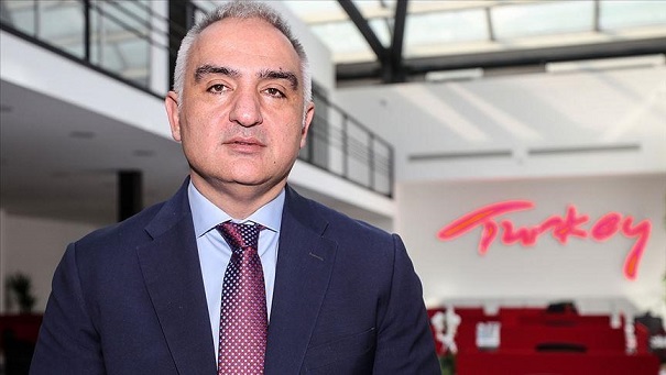 وزیر توریسم ترکیه؛ تورلیدری که گردش‌گری را متحول کرد