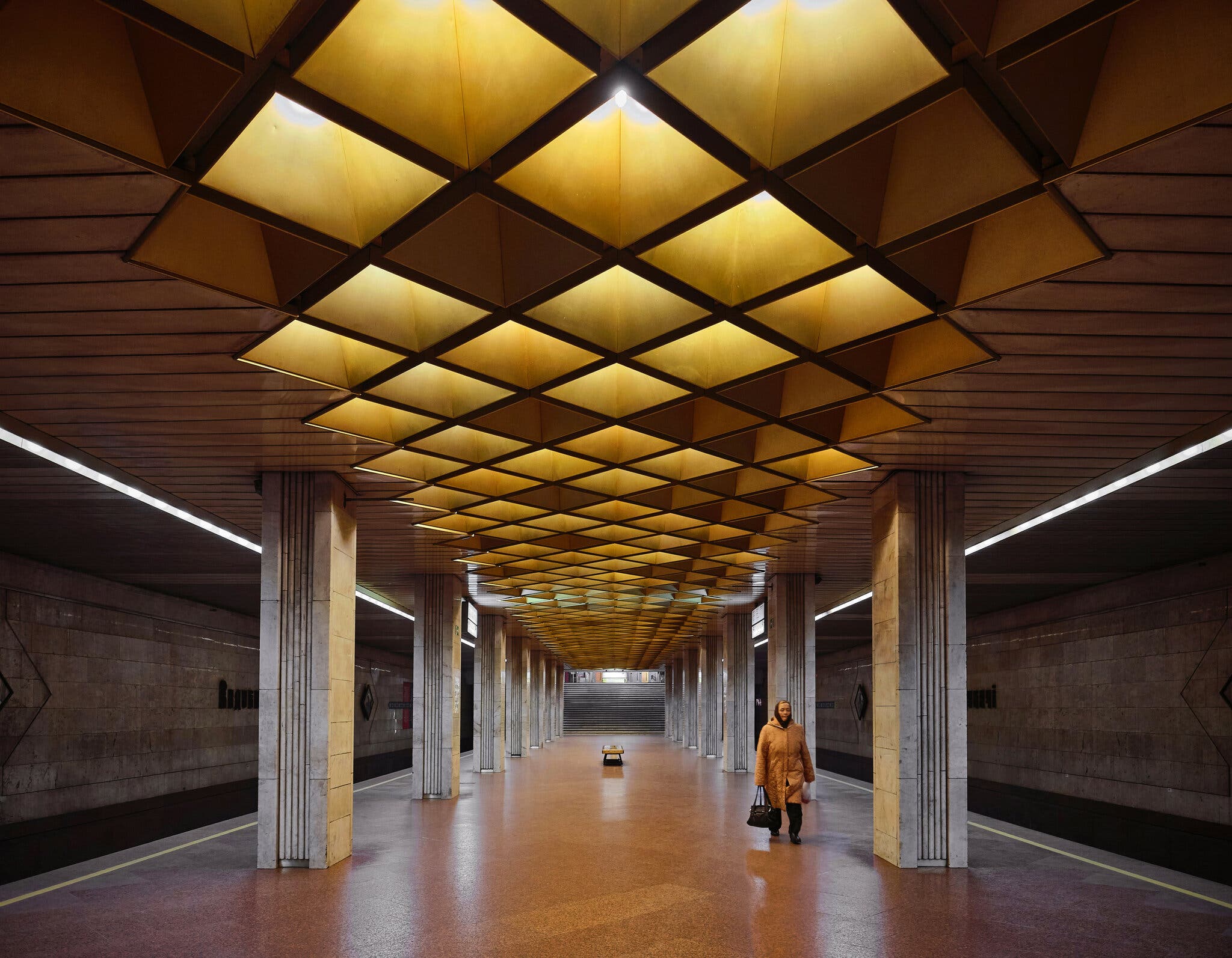 عظمت خیره کننده متروهای دوران شوروی (عکس)