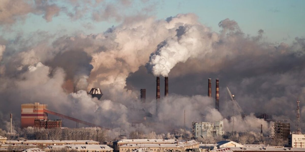وزارت بهداشت: آلودگی هوا ابتلا به کرونا را تشدید می‌کند