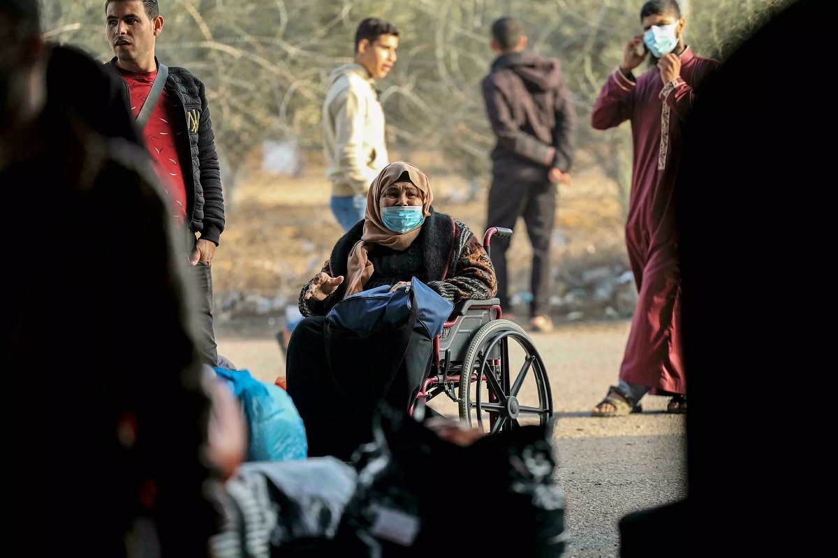 فلسطینی‌ها چگونه از غزه خارج می‌شوند؟/ پرداخت هزار دلار برای سفر 5 ساعته