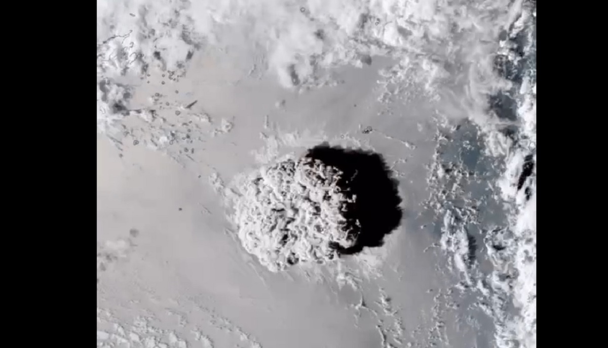 فوران آتشفشان تونگا از نگاه ناسا (+عکس و فیلم)