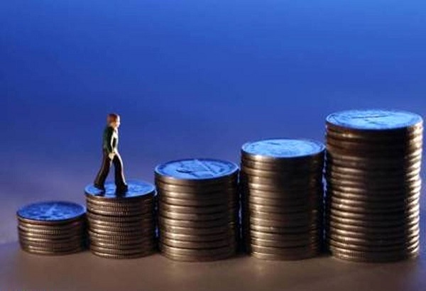 چرا خبر فهرست اَبَربدهکاران بانکی «نترکاند»؟!/  نام‌های حقیقی جذاب‌تر از حقوقی‌ها