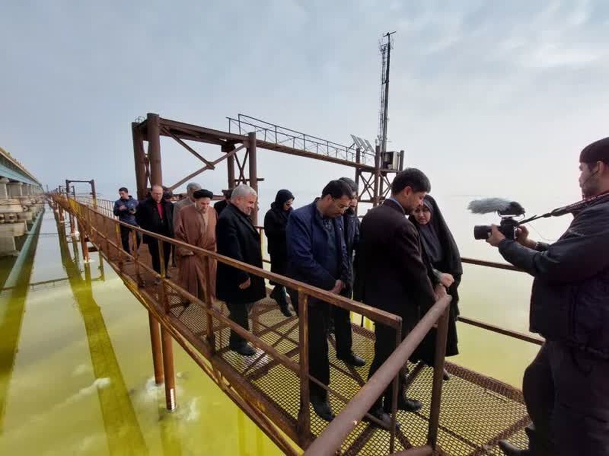 نماینده مجلس: برداشت لیتیوم از دریاچه ارومیه کذب است