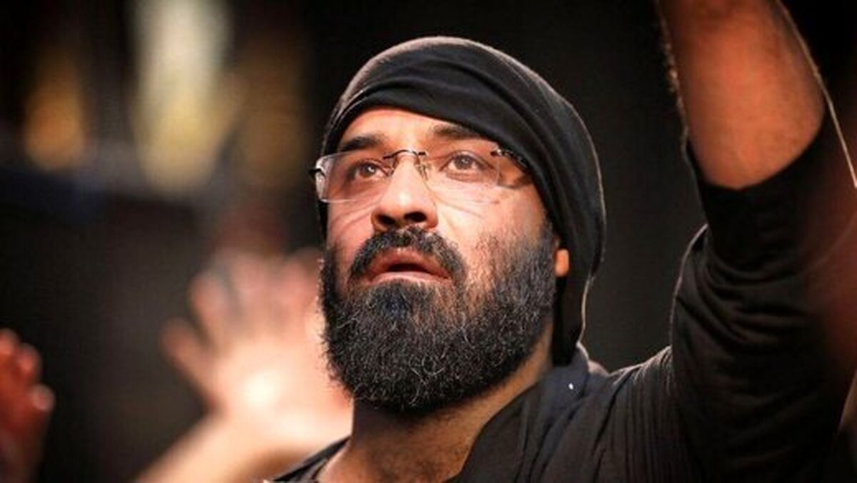 طعنه سنگین هلالی، مداح مشهور به رئیسی / پوستر جنجالی «هیئت» حذف شد (+ عکس)