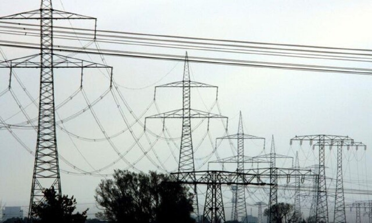 کمبود برق در پاکستان: دستور دولت برای تعطیلی بازارها و مال‌ها