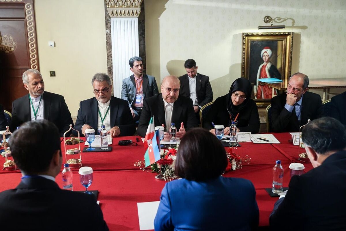 قالیباف به رئیس مجلس آذربایجان: هیچگونه تغییرات ژئوپلیتیکی را در مرز نمی‌پذیریم