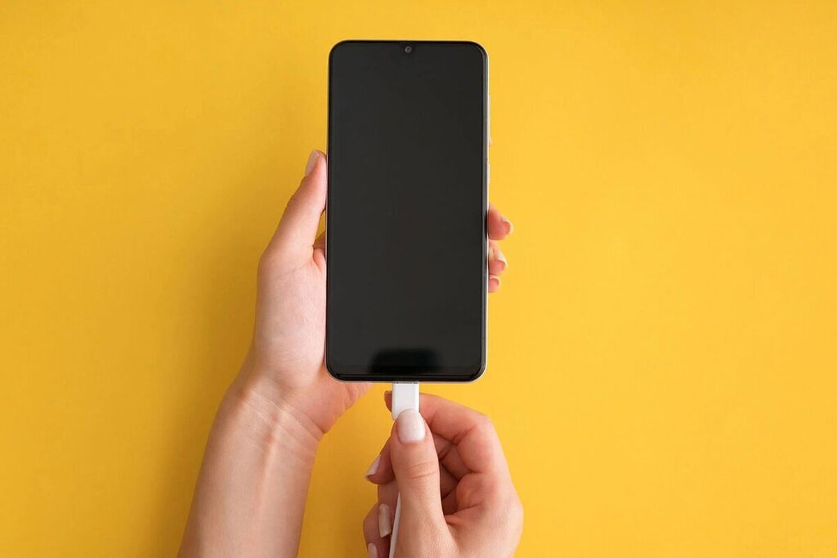 روش صحیح شارژ کردن باتری تلفن همراه