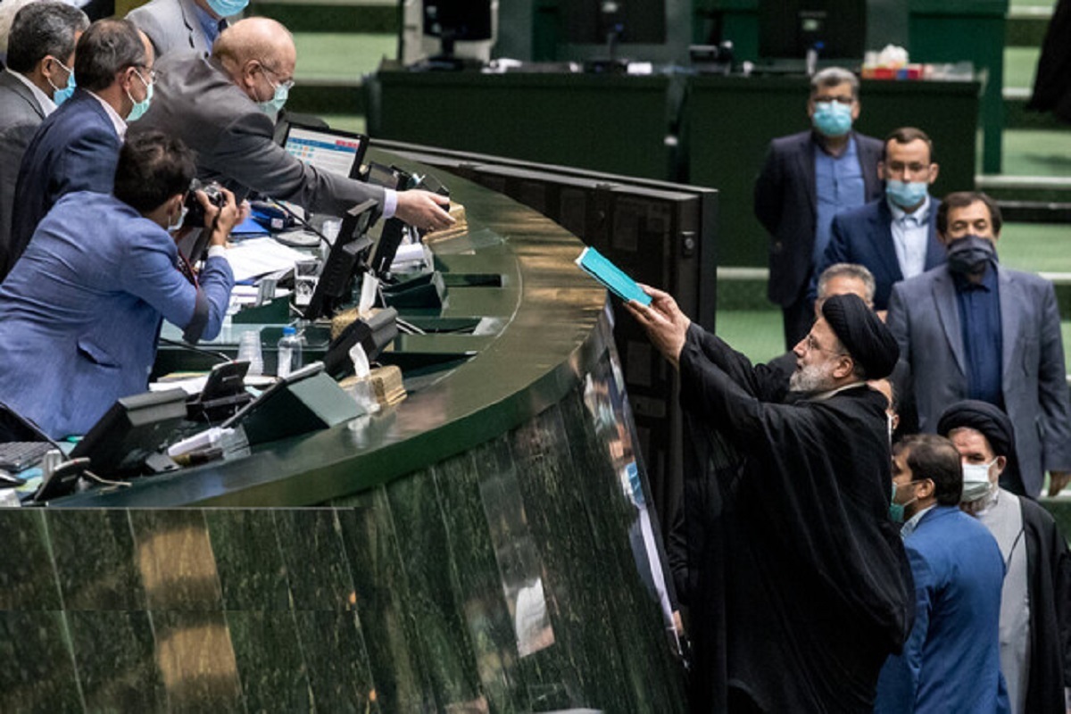 رئیس‌جمهور فردا چهارشنبه لایحه بودجه ۱۴۰۲ را به مجلس تقدیم می‌کند