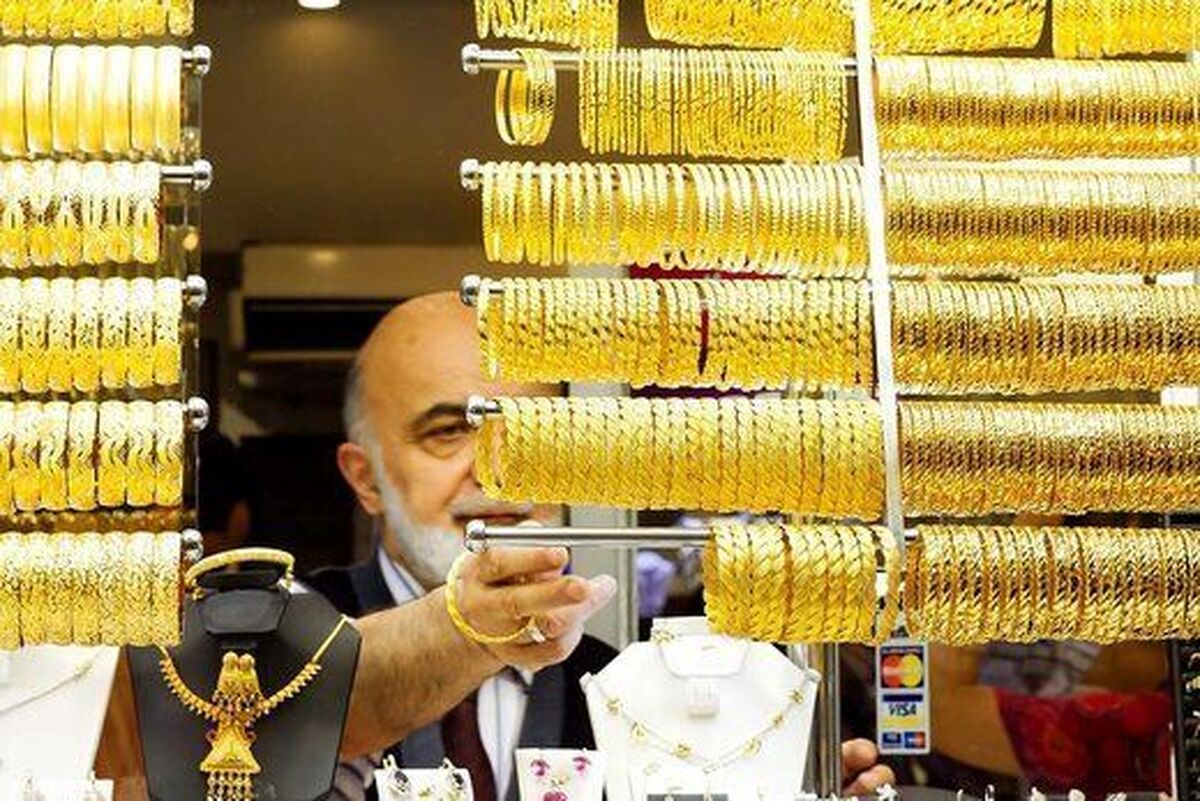 اتحادیه طلا و جواهر مشهد: طلافروشی‌ها در آستانه روز مادر خالی است/ در حال‌ حاضر حتی یک انگشتر هم به فروش نمی‌رسد
