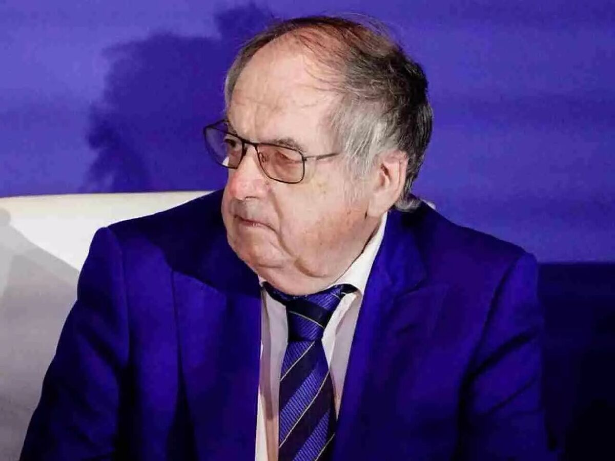 رئیس فدراسیون فوتبال فرانسه به دلیل اتهامات آزار جنسی و توهین به زیدان تعلیق شد