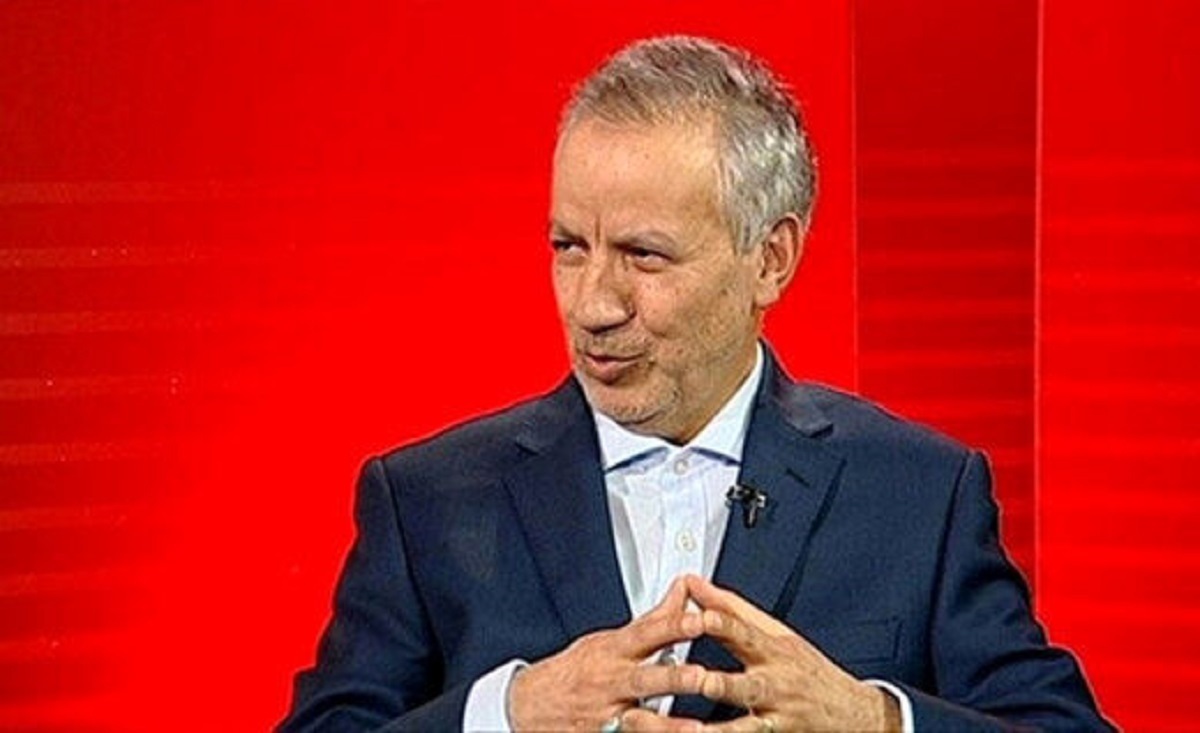 واکنش مدیر مسئول اطلاعات به توییت عطاالله مهاجرانی درباره رهبری/ دست مریزاد!