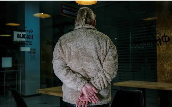 روایت زن اوکراینی از شکنجه گاه روس‌ها/ دستانم را جوشاندند و ناخن‌هایم را بیرون کشیدند