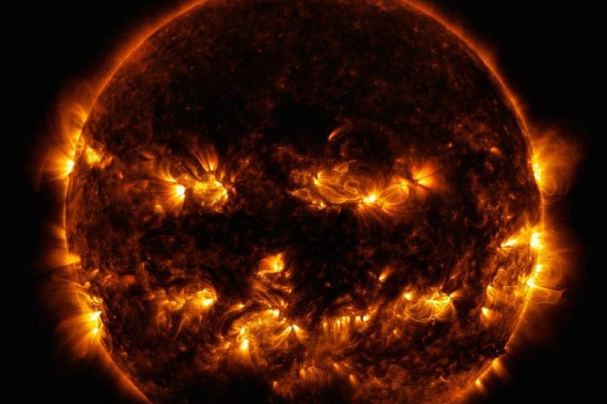 خورشید کی می‌میرد؟‌ (+عکس)