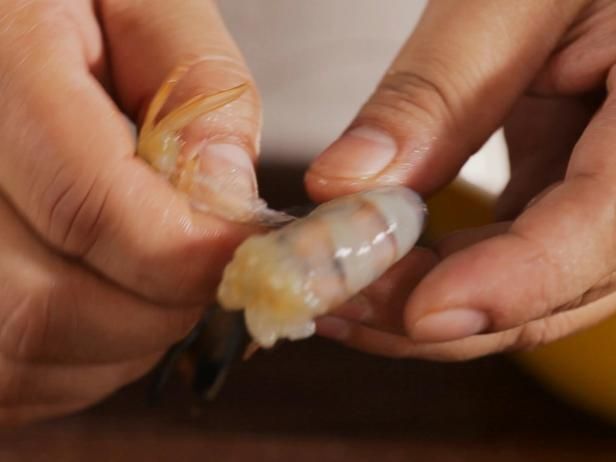 طرز پاک کردن میگو و روش های طبخ میگو