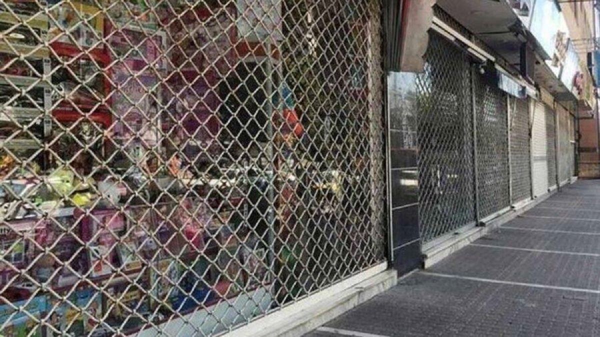 پلیس تهران: فعالیت صنوف پایتخت پس از ساعت ۲۴ ممنوع است