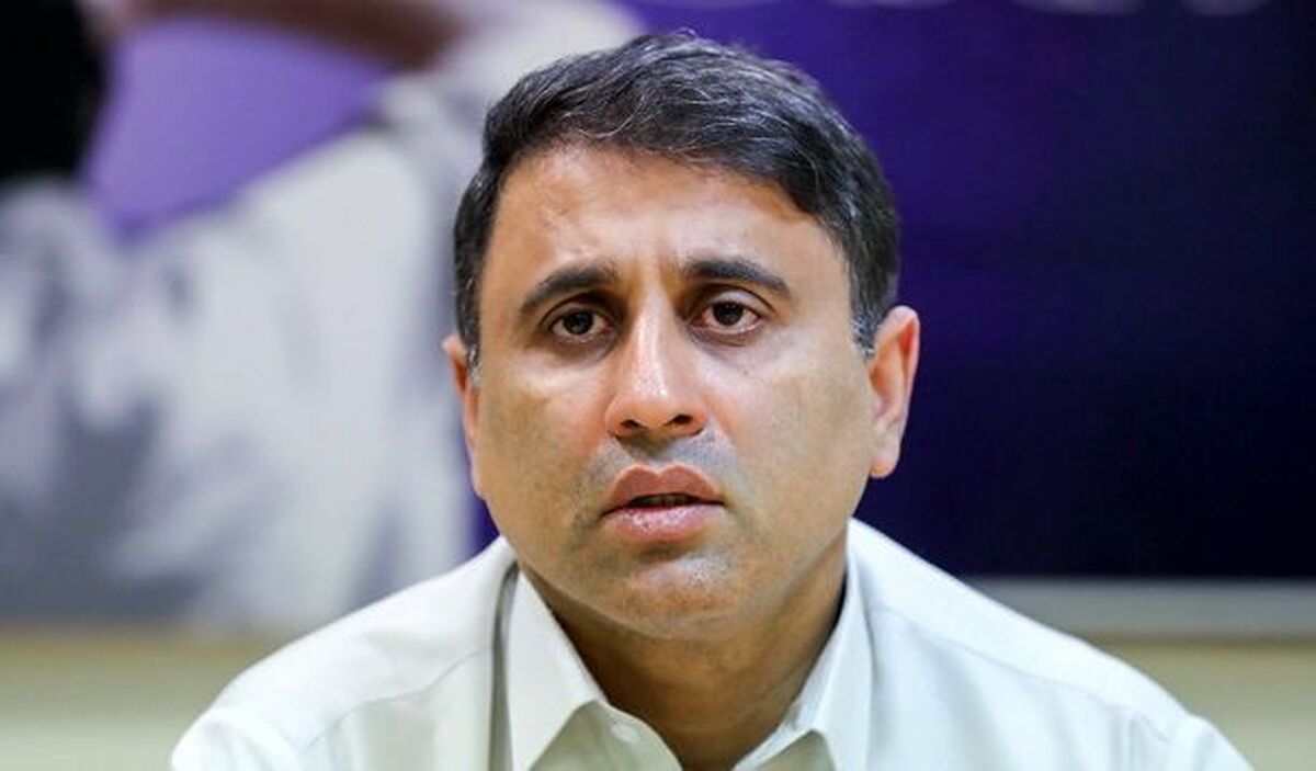 نماینده چابهار در مجلس: نیمه دوم سال که هوای چابهار خوب می‌شود آقایان مسئول هوس می‌کنند به اینجا بیایند/ حالا که اصرار بر آمدن دارند، دست‌کم از این سفر‌ها یک خروجی ملموس برای مردم هم داشته باشند