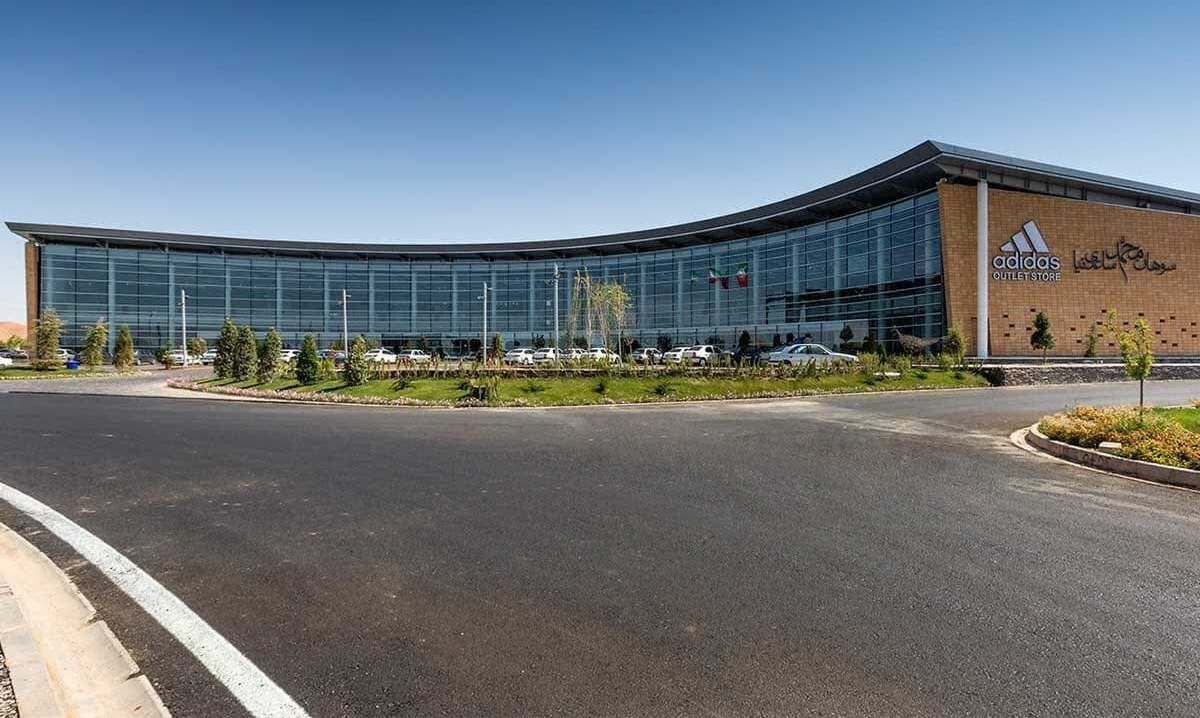 مجتمع مهر و ماه قم پس از اخذ تعهد، فک پلمب شد