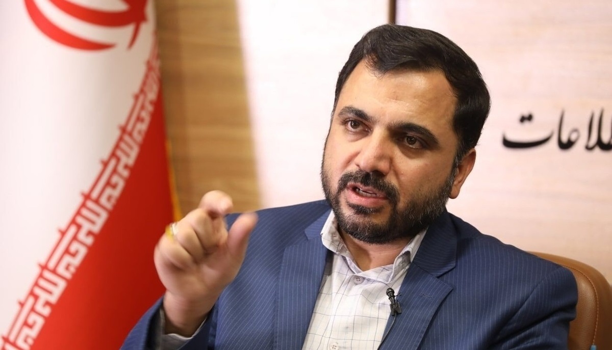 وزیر ارتباطات: رهبری فتوا داده‌اند و داده‌های مردم را جزء حریم خصوصی دانسته‌اند/ باید رغبت مردم را برای حضور در پیام‌رسان‌های داخلی بیشتر کنیم
