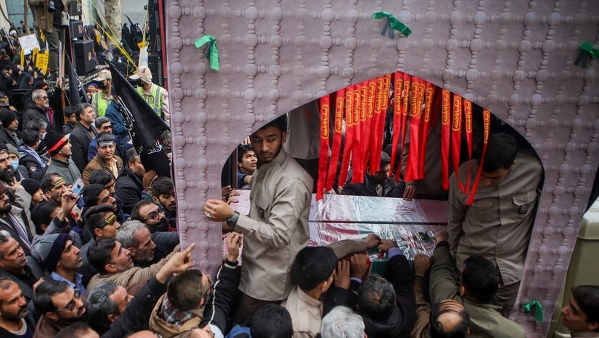 تشییع پیکر شهدای گمنام دفاع مقدس - مشهد (عکس)