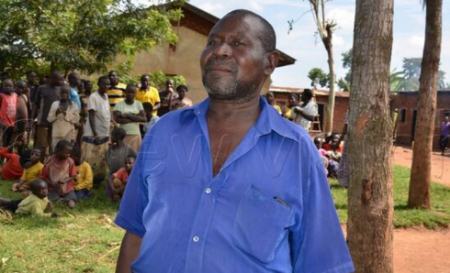 کشاورز اوگاندایی با ۱۲ همسر، ۱۰۲ فرزند و ۵۶۸ نوه! (+عکس) کشاورز اوگاندایی با ۱۲ همسر، ۱۰۲ فرزند و ۵۶۸ نوه! (+عکس)