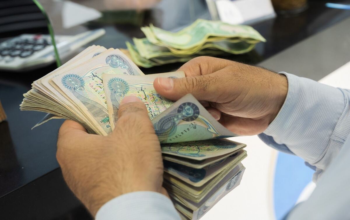 روند کاهش ارزش دینار عراقی در برابر دلار آمریکا
