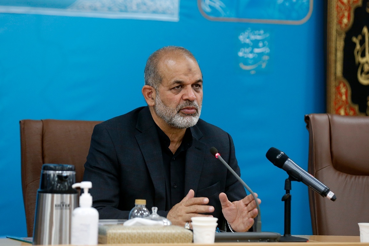 وزیر کشور: از لحاظ اقتصادی در شرایط خوبی هستیم / از لحاظ ارزی مشکلی نداریم و ارز به میزان کافی داریم