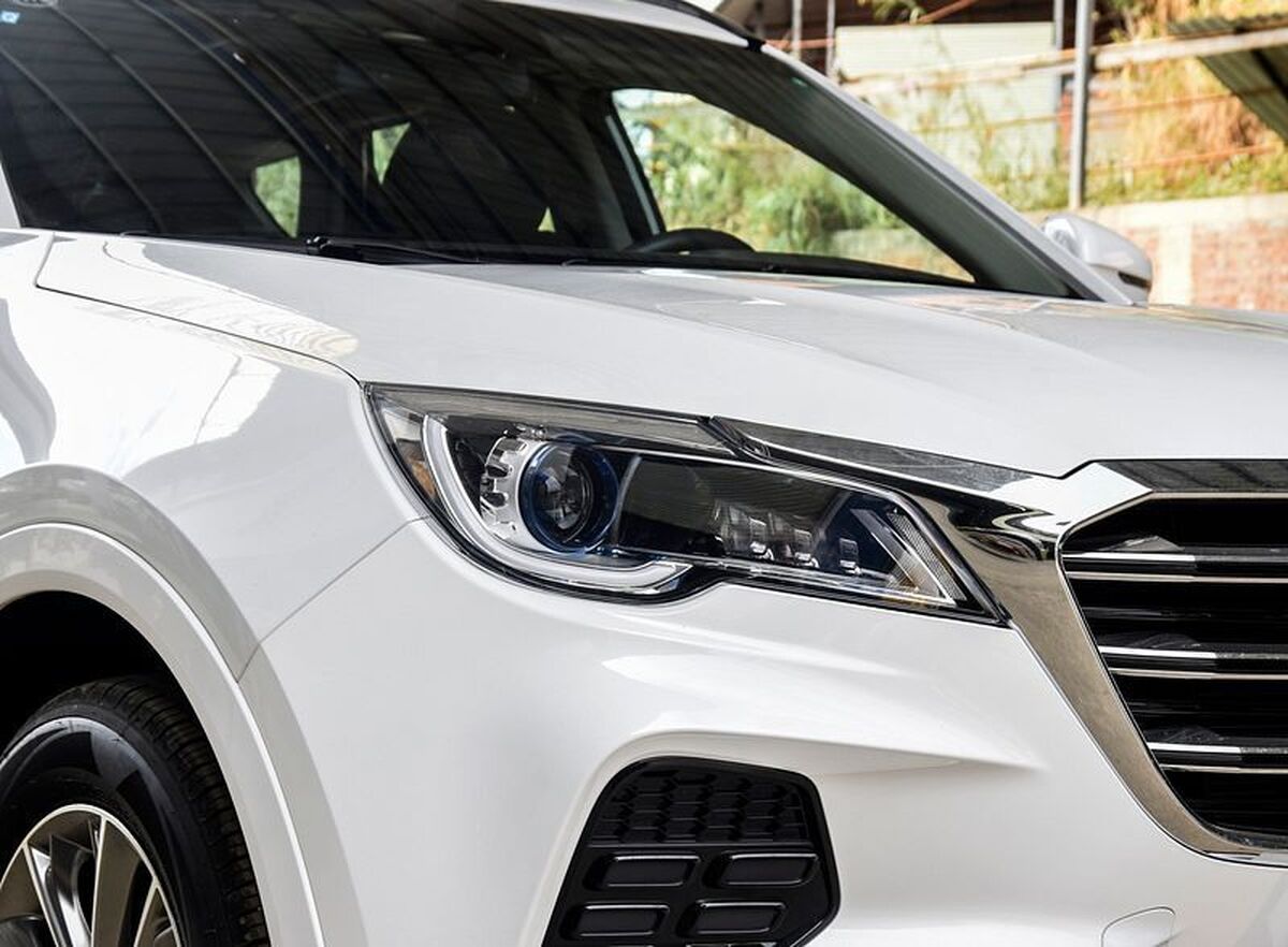 سوئیست دی اکس5؛ یک خودروی چینی خیلی معمولی! (+عکس)