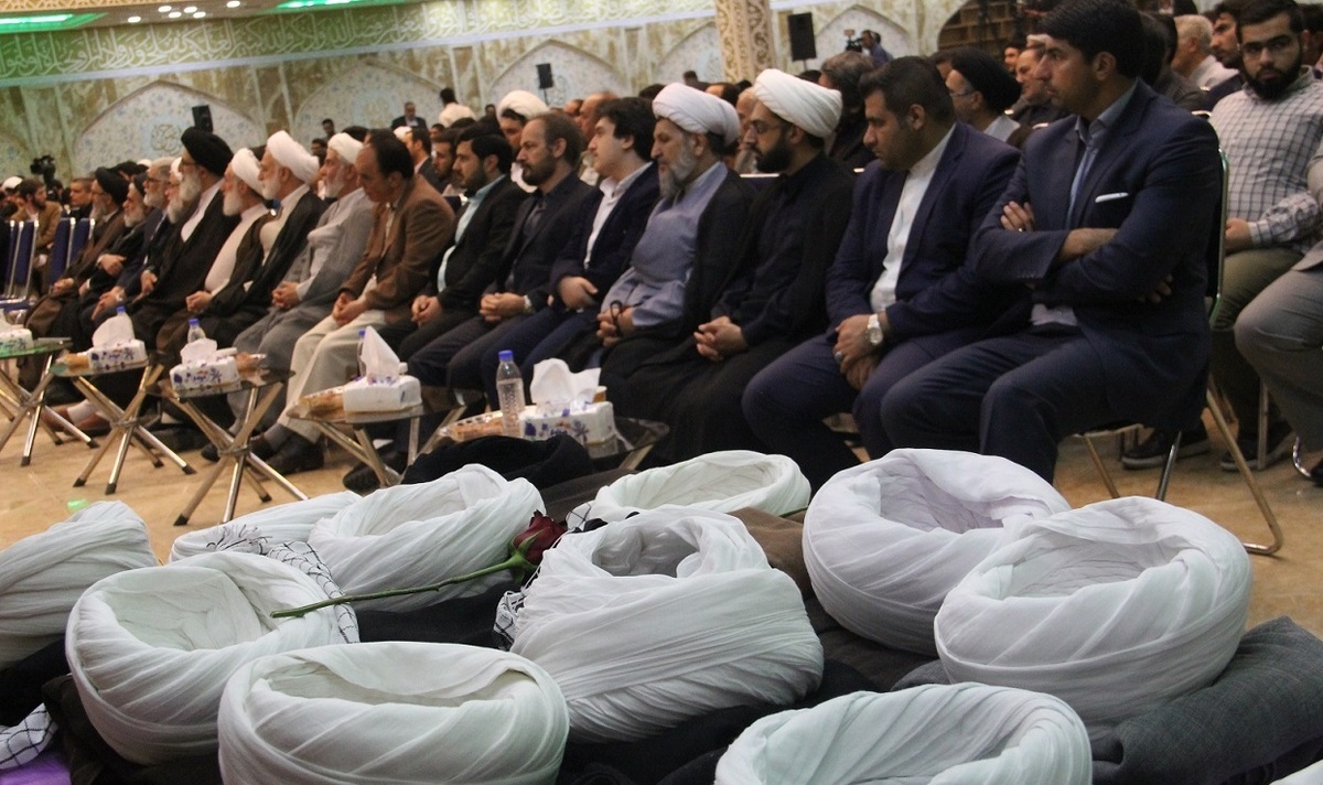 سوگندنامه طلاب در مراسم عمامه‌گذاری (+ تصویر سوگندنامه)