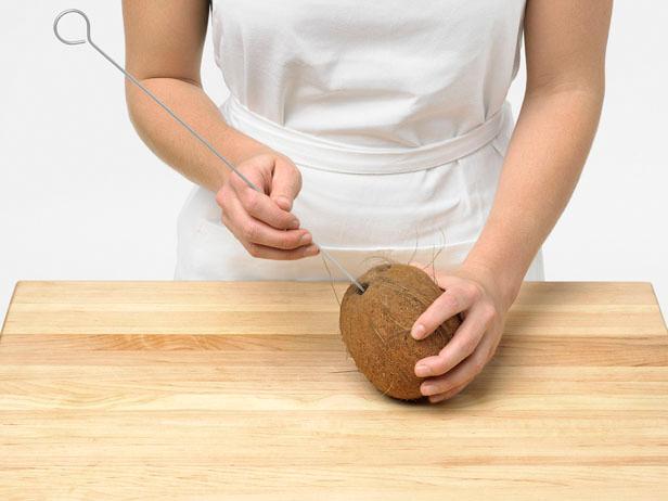 چطور نارگیل را بشکنیم (+عکس) چطور نارگیل را بشکنیم (+عکس)