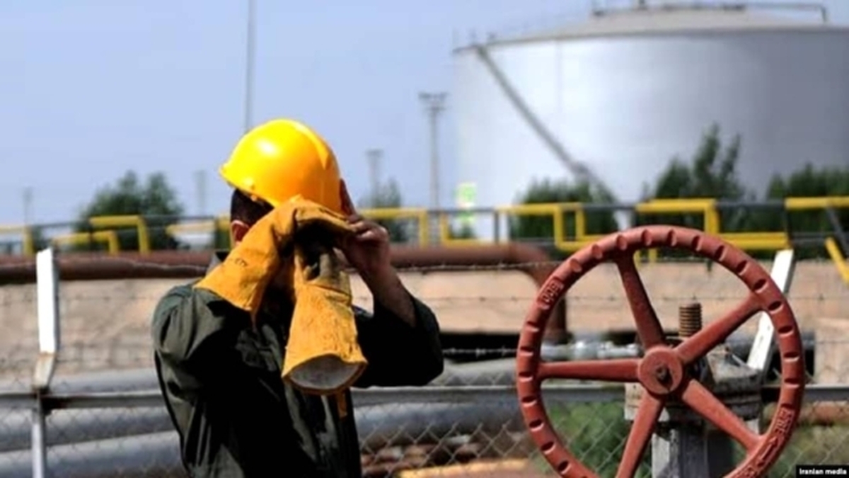 “شرکت فجر انرژی” در دهه فجر برق یک پتروشیمی خصوصی را قطع کرد/ احتمال بیکاری ۱۵۰ نفر و بروز حادثه