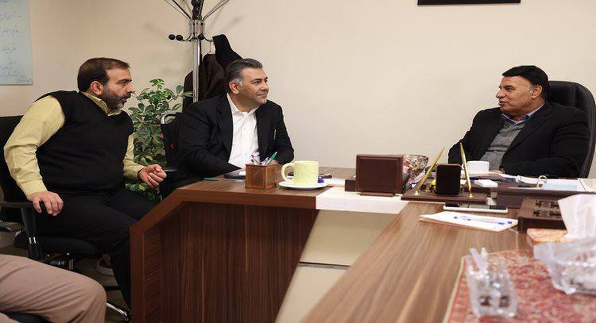 پیشکسوتان سرخابی‌ سفیر تولید برق می‌شوند