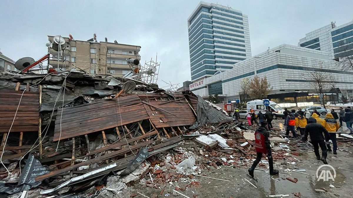 ببینید | زلزله ترکیه؛ انتشار فیلم از زیر آوار