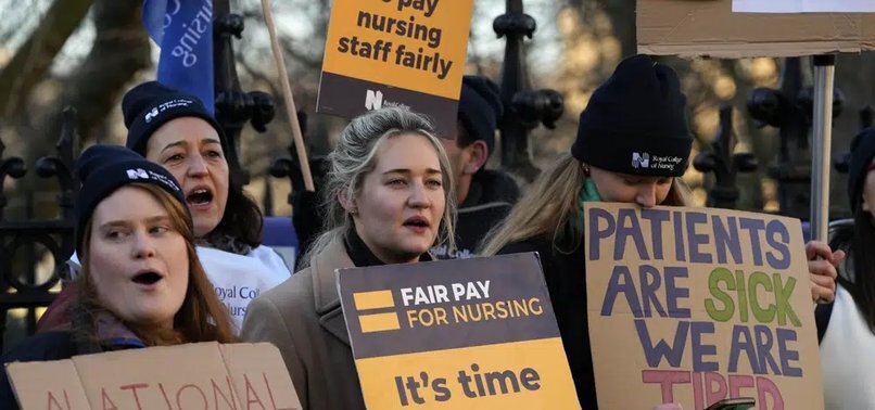 بزرگ ترین اعتصاب تاریخ نظام درمانی انگلیس/ 500 هزار نفر دست از کار کشیدند بزرگ ترین اعتصاب تاریخ نظام درمانی انگلیس/ 500 هزار نفر دست از کار کشیدند