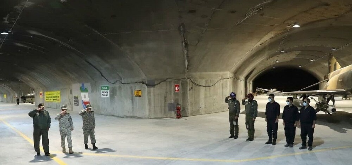 رونمایی از اولین پایگاه زیرزمینی نیروی هوایی ارتش ایران