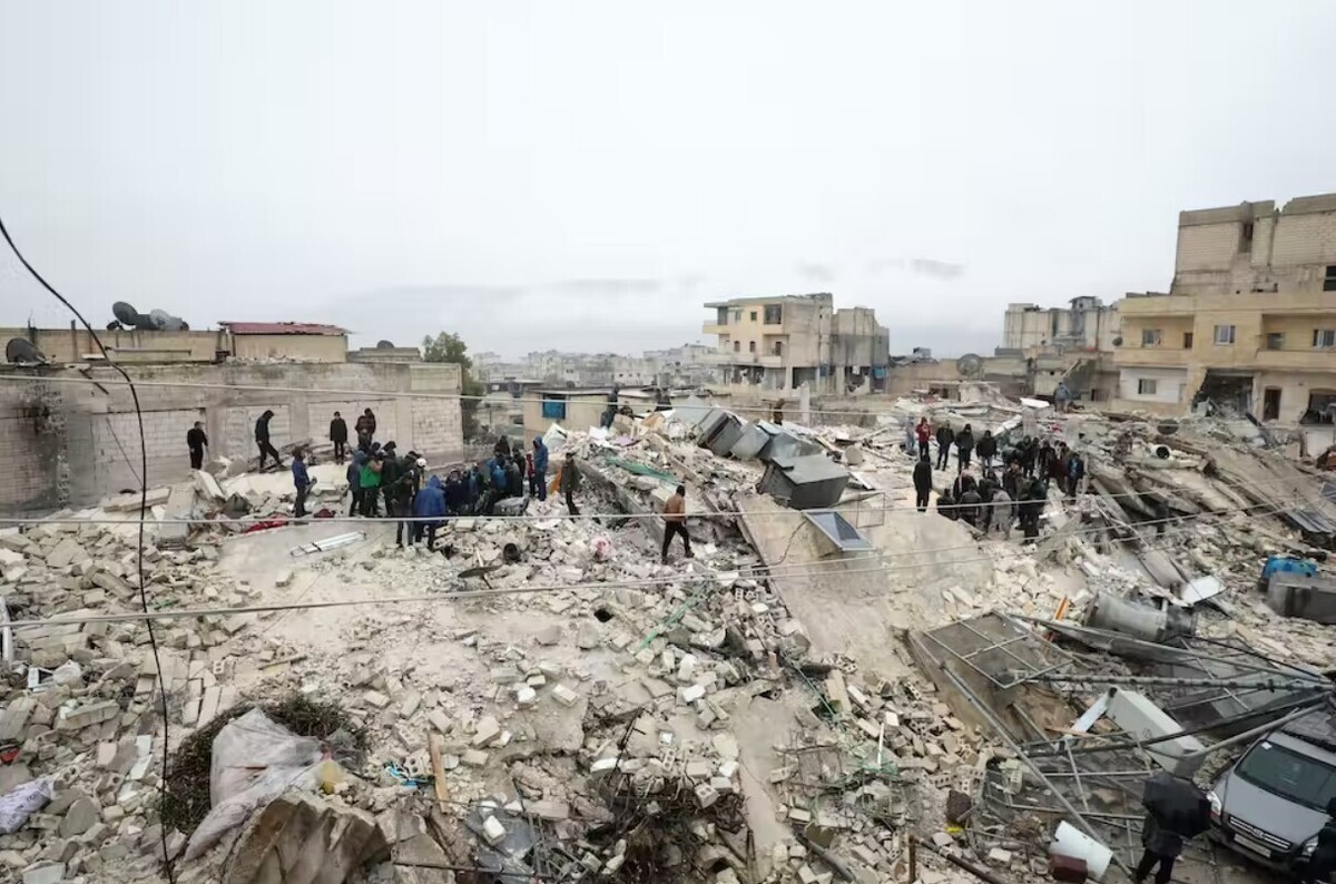 تعداد قربانیان زلزله در ترکیه و سوریه به بیش از ۹۰۰۰ نفر رسید
