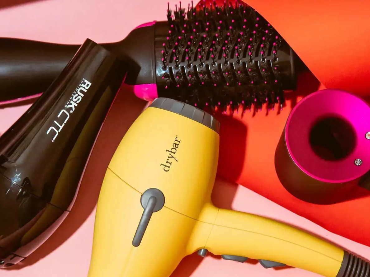 ترفندهای سشوار کشیدن که تا به حال نمی‌دانستید!