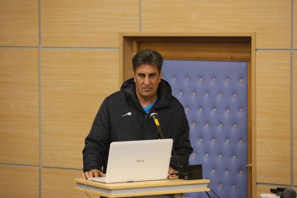 اخطار افشاریان به داوران: اشتباه کنید، مماشات نمی‌کنیم