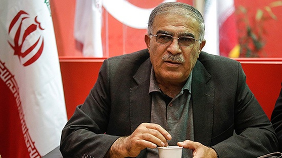 روشن: اخراج یزدانی؟ وقتی تیم می بازد سرمربی مقصر است/ با این شرایط استقلال پنجم هم نمی‌شود